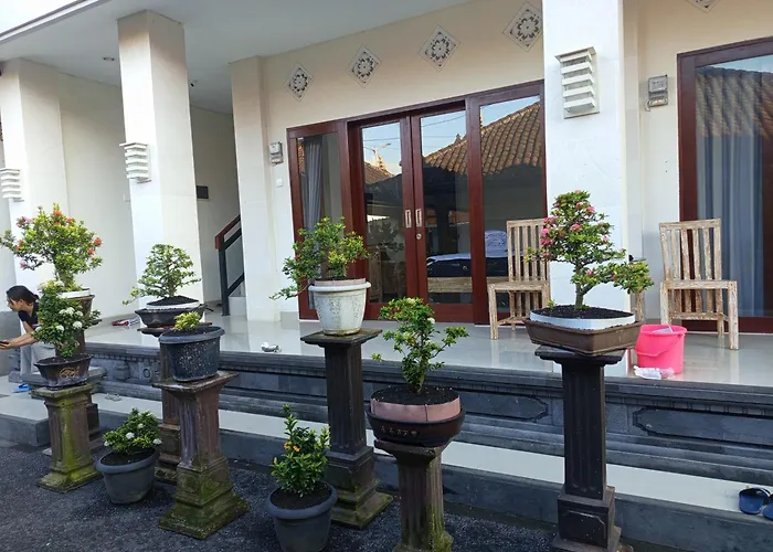 Erick House *